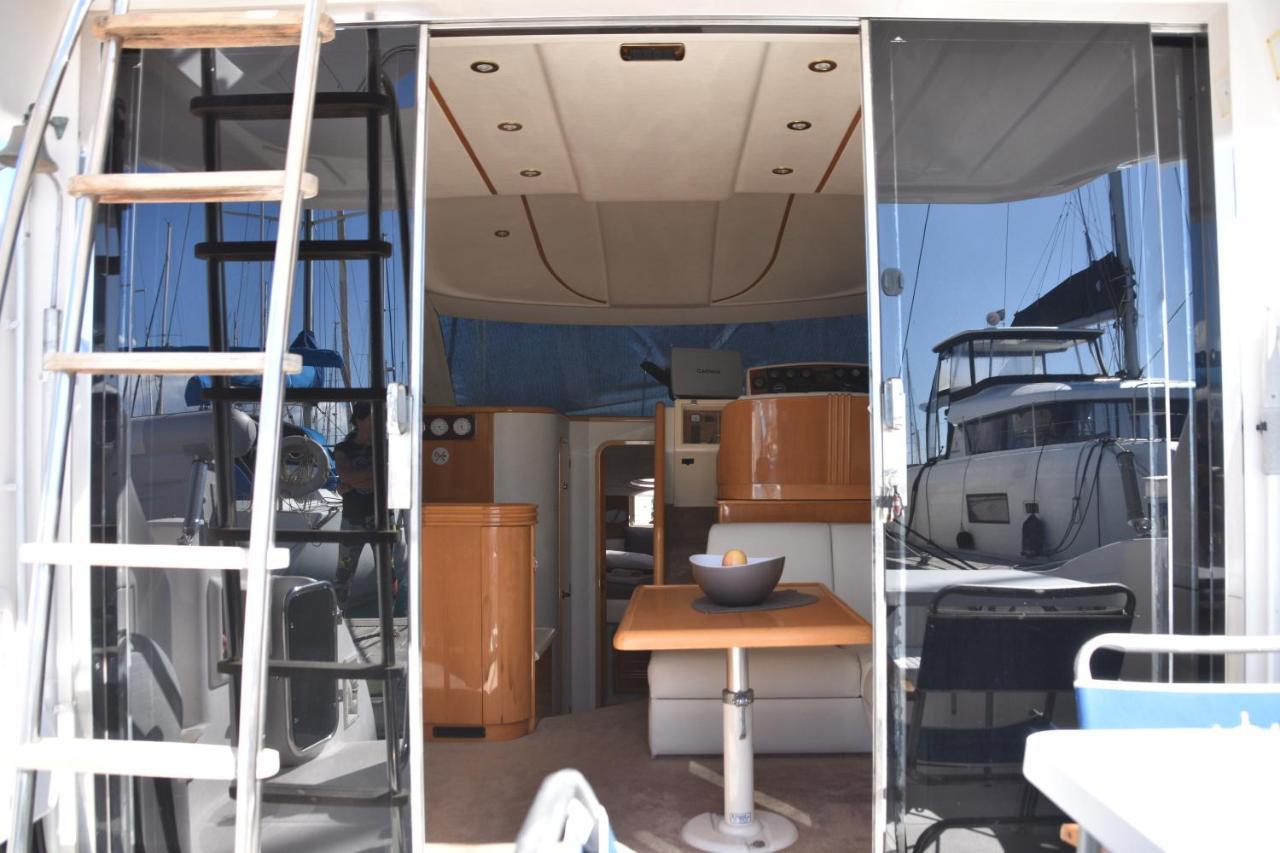 Luxury Yacht Kamikara Hotel Сан Мигел де Абона Екстериор снимка