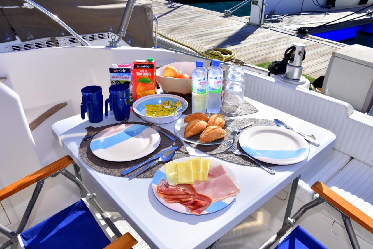 Luxury Yacht Kamikara Hotel Сан Мигел де Абона Екстериор снимка